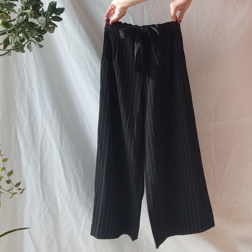 M Made in Italy Women's Black Striped Trousers
